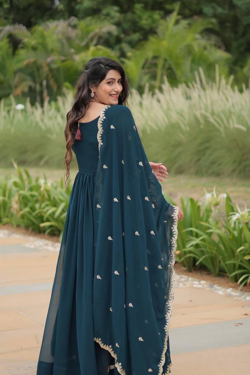 Royal Elegance Faux Blooming Embroidered Gown Set